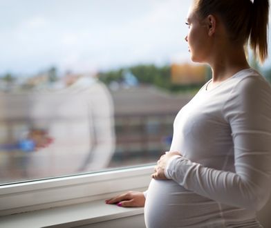 Anna oczekuje dziecka. Nie chce powiedzieć rodzinie, że ojcem może nie być jej mąż