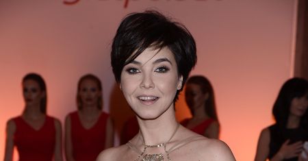 Zmysłowa Paulina Drażba cała w złocie. Gdy się odwróciła, wielu zaparło dech