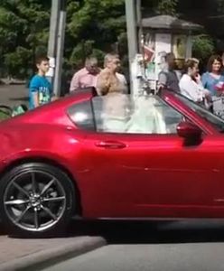 Marcin Makowski: Rozumiem, że ksiądz nie mógł chodzić, ale monstrancja w kabriolecie to drobna przesada