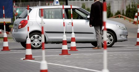 To precedens. Kierowca musi ponownie zaliczyć egzamin, choć nie przekroczył limitu