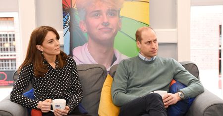 Kate i William odwiedzili centrum powiadamiania ratunkowego. Znaczący gest