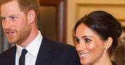 Meghan Markle pokazała, gdzie ma królewską etykietę. Krótka mini i pełen uśmiech - w końcu żyje po swojemu
