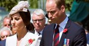 Kate i William oddali hołd poległym żołnierzom na cmentarzu Tyne Cot w Belgii