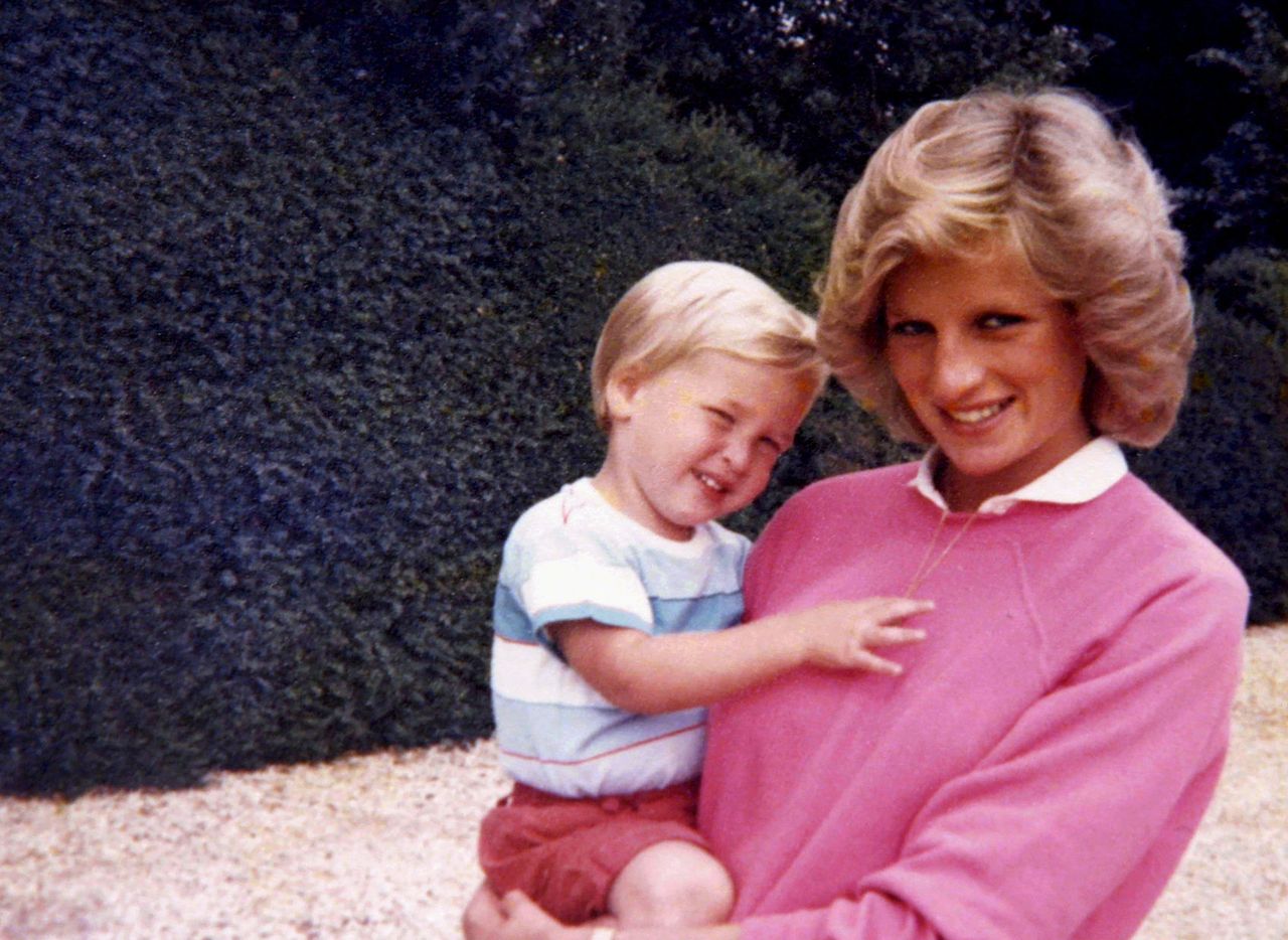 Księżna Diana była zazdrosna o syna. Nie lubiła jego opiekunki