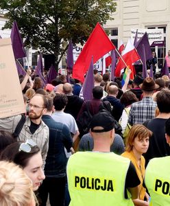 Chcą weta. Demonstracja przed Pałacem Prezydenckim