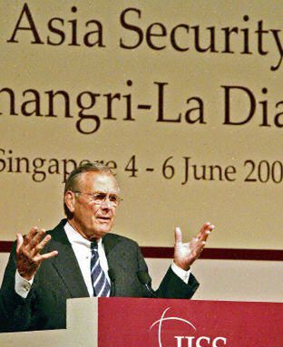 Rumsfeld wzywa Azję do walki z terroryzmem