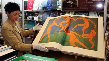 Album wydany przez wydawnictwo AtMedia srl - Italy