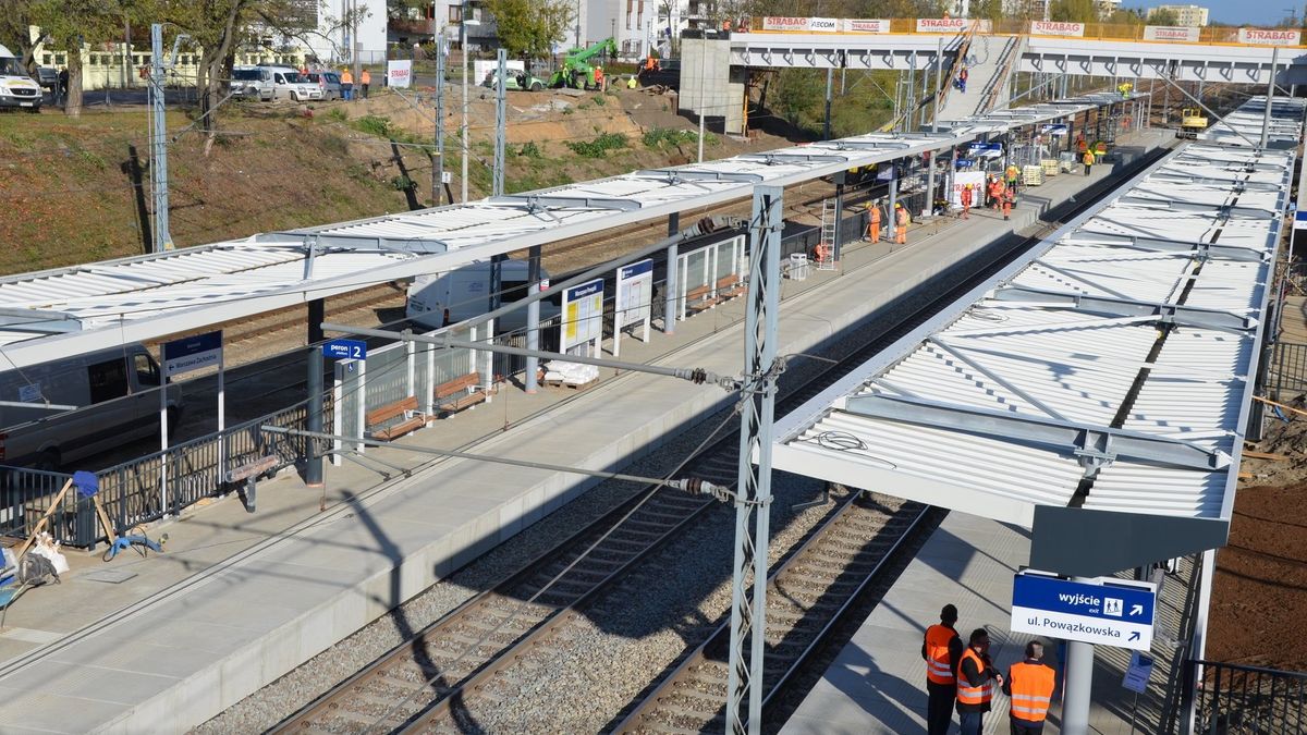 Warszawa Powązki. Rozpoczęte w kwietniu 2019 r. prace przy budowie nowego przystanku dobiegają końca