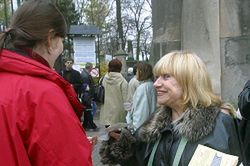 Jubileuszowa kwesta na Cmentarzu Powązkowskim w Warszawie