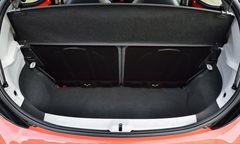 Pili alkohol, przewieźli kolegę w bagażniku do domu i zostawili. 29-latek zmarł