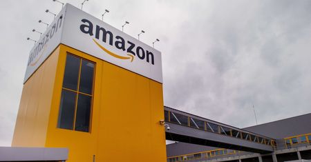 Podatki. Francja nałoży daninę na internetowych gigantów