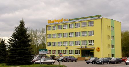 Prezes i wiceprezes grozili zwolnieniami grupowymi. Sami zostali odwołani