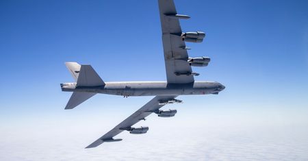 Polskie F-16 eskortowały bombowce USA. "Traktują nas poważnie"
