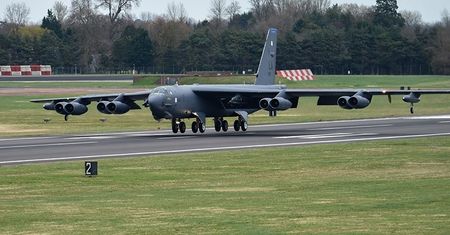 Gigantyczny bombowiec B-52 ćwiczył nad Polską