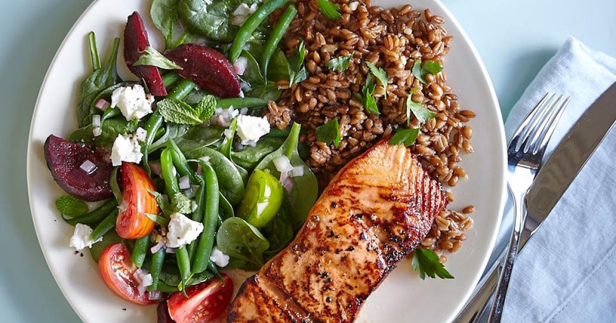 Wprowadź te 6 prostych zasad do swojego życia, jeżeli chcesz zdrowo się odżywiać. Naprawdę warto!