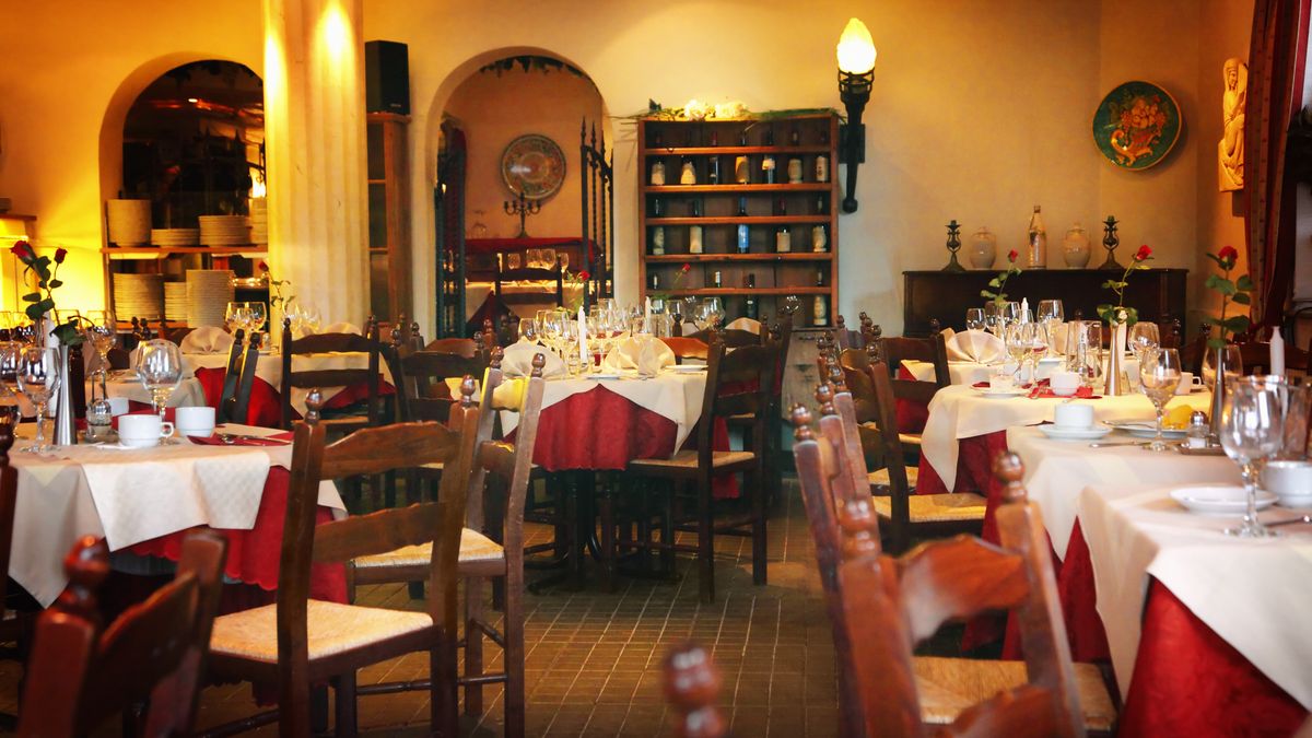 Tego nie rób w restauracji, a unikniesz wpadek