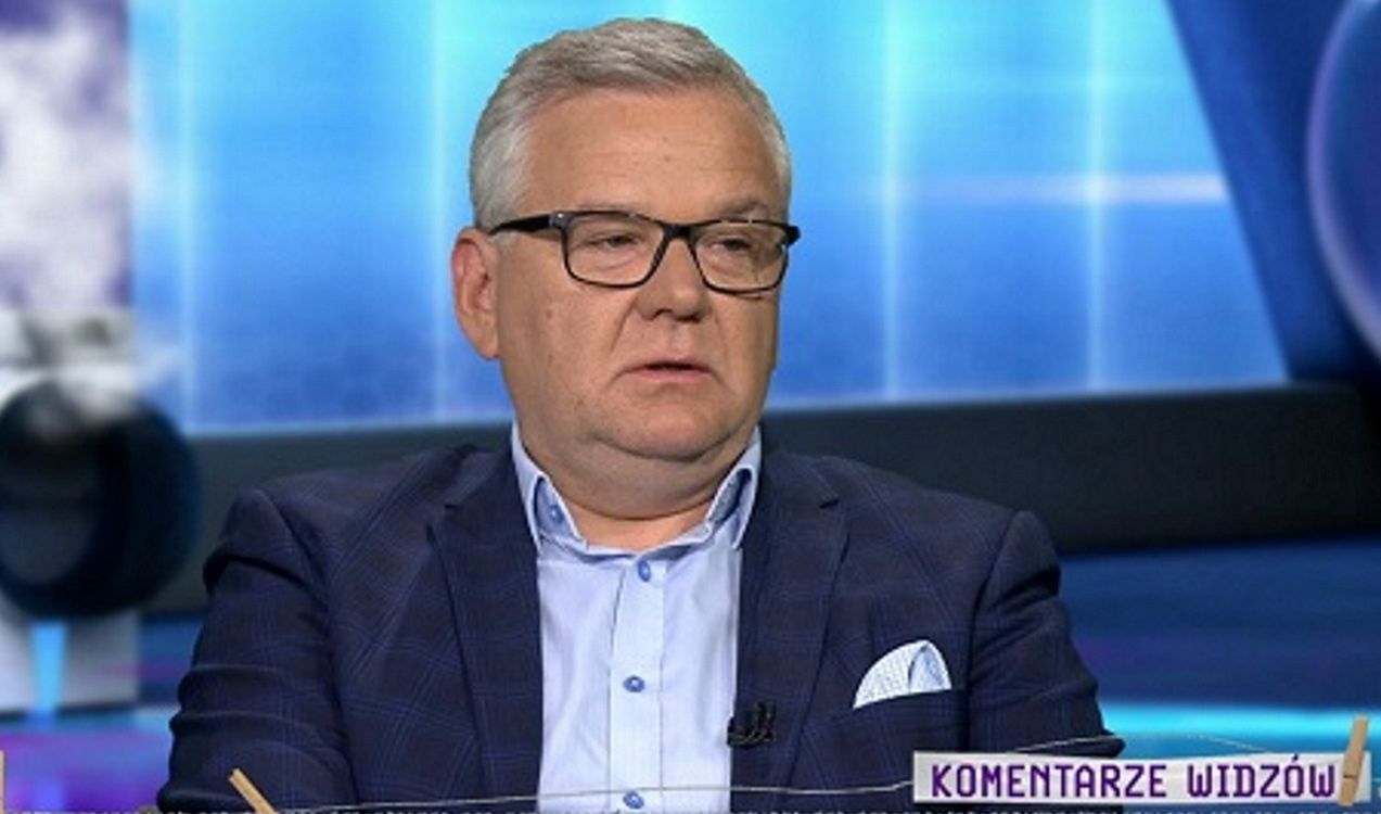 Artur Andrus był jednym z prowadzących "Szkło kontaktowe". Odszedł z programu, już ma inne zajęcie