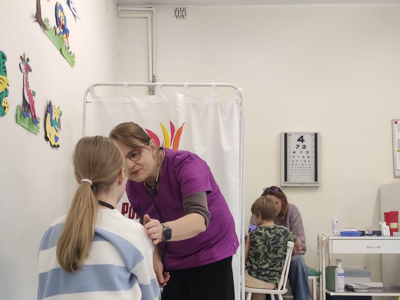 W SP nr 24 w Toruniu podczas szczepień dzieci przeciwko HPV
