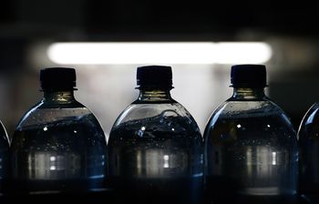 Ostrzega przed "płynną śmiercią". Zrezygnuj z tych nawyków