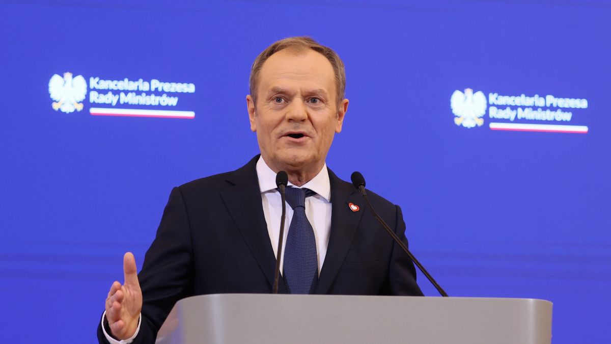 Nie każdy dostał 800 plus. Donald Tusk obiecuje wyrównanie