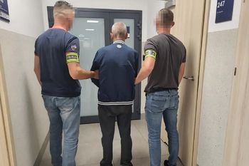 Robił zakupy cudzą kartą. Grozi mu 10 lat więzienia