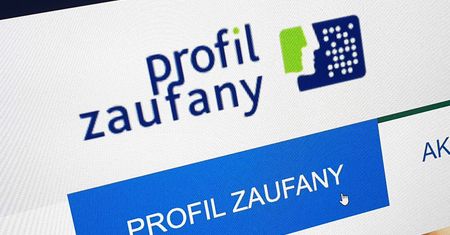 SMS o profilu zaufanym. Sprawdź ważność i przedłuż online