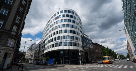 Wyniki banków coraz gorsze. 17 instytucji ze stratą na okrągły miliard złotych