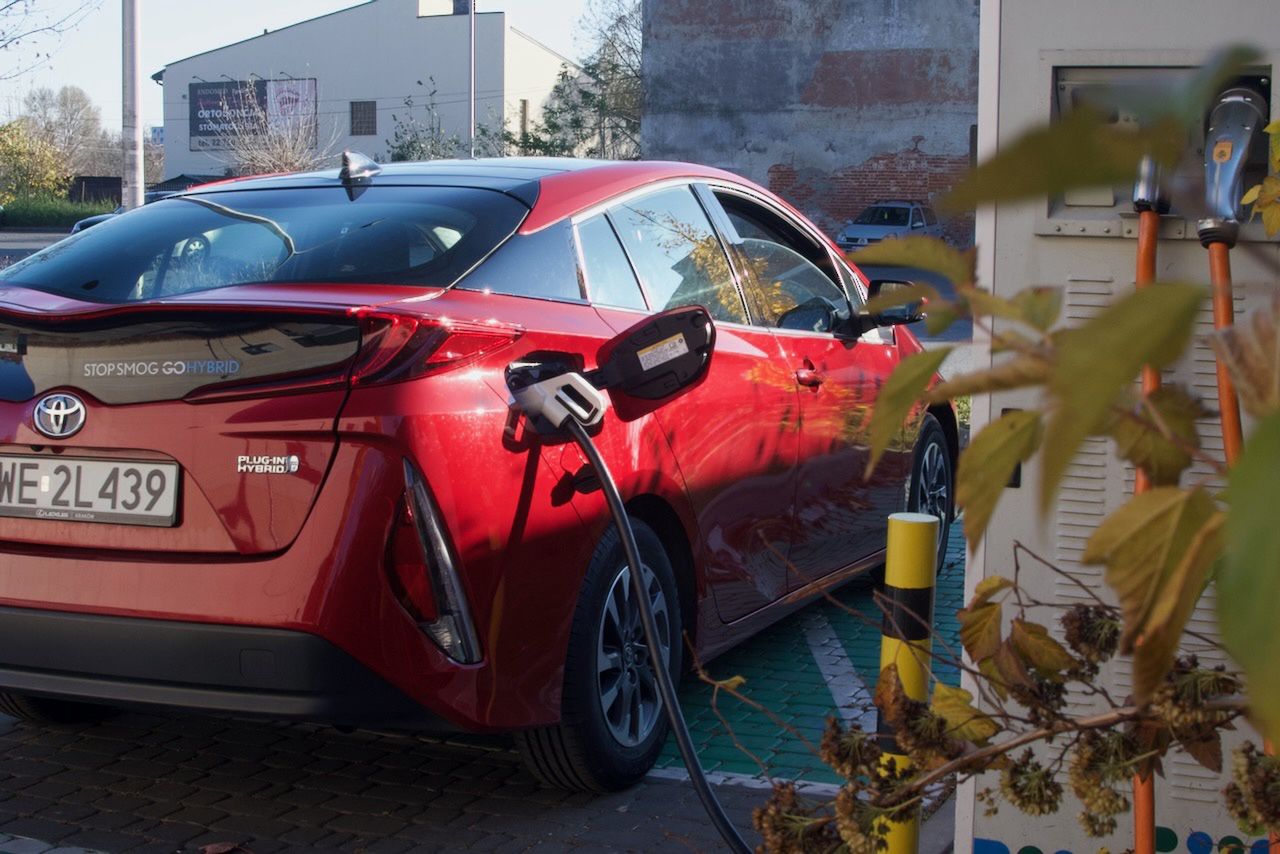 Ładowanie Toyoty Prius PHV