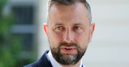 Poznań. Incydent z udziałem konwoju z szefem MON