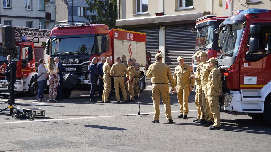 Będzin z nową strażnicą PSP i zmodernizowaną komendą policji