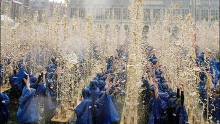 Rekord świata w fontannie z Coli 1