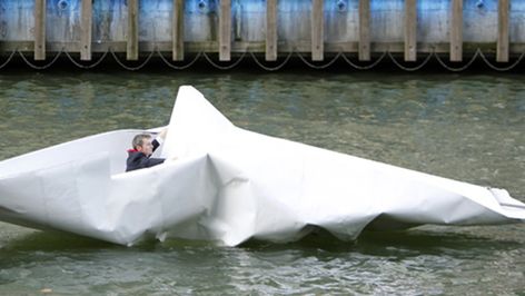 Papierową łódką przez Tamizę 1