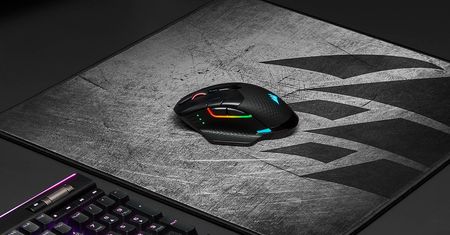 Tej myszce ogonek nie jest potrzebny do szczęścia. Co takiego w sobie ma nowy Corsair?