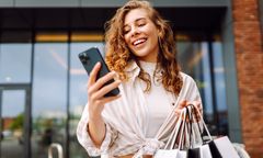 Co Polacy kupują w sieci? W koszykach królują moda i kosmetyki