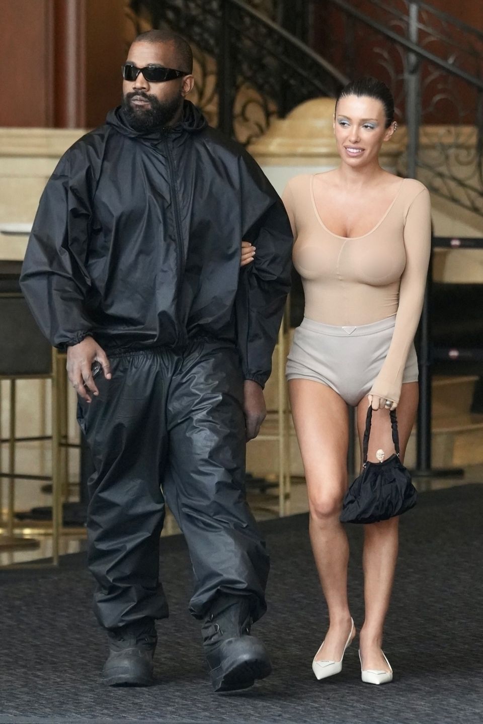 Kanye West kupił żonie Porsche. Kolejny szokujący "look" Bianki 