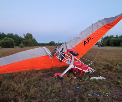 Motolotnia runęła na ziemię. Pilot przeżył upadek