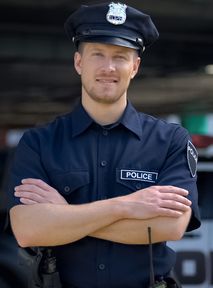 Police officers descended on a mall in Ploiești, hoping to convince young people to choose this profession