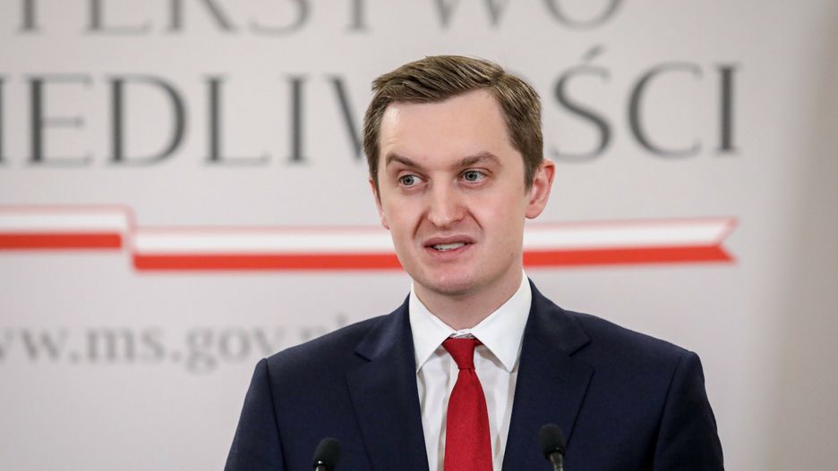 Minister Zbigniew Ziobro komentuje wyrok TSUE16.02.2022 Warszawa Konferencja ministra sprawiedliwosci Zbigniewa Ziobry - komentarz do wyroku Trybunalu Sprawiedliwosci Unii Europejskiej   Fot Tomasz Jastrzebowski/REPORTER
n/z: Sebastian KaletaTomasz Jastrzebowski/REPORTER