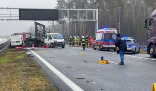 Wypadek na A4. Dwie osoby nie żyją, sześć jest rannych