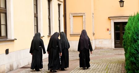 Zakonnice chcą pensjonatu zamiast klasztoru. W Zakopanem zawrzało
