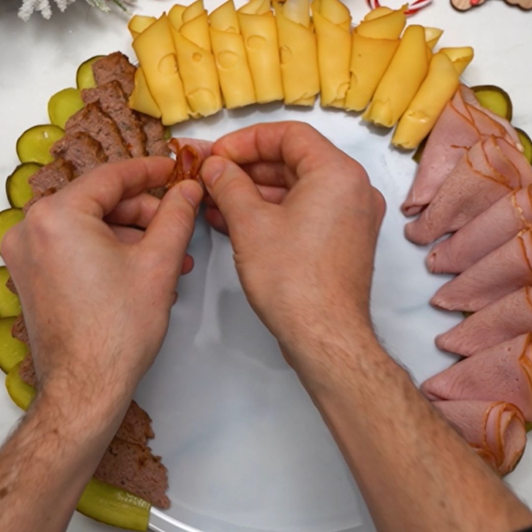 Świąteczna przekąska zaczyna nabierać kształtów