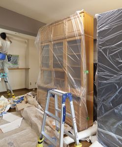 Boom na wiosenne remonty. Polacy zaciskają pasa