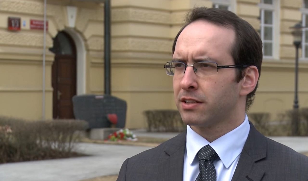 "Granie śmiercią". Żaryn zabiera głos ws. zmarłego b. dyrektora CBA