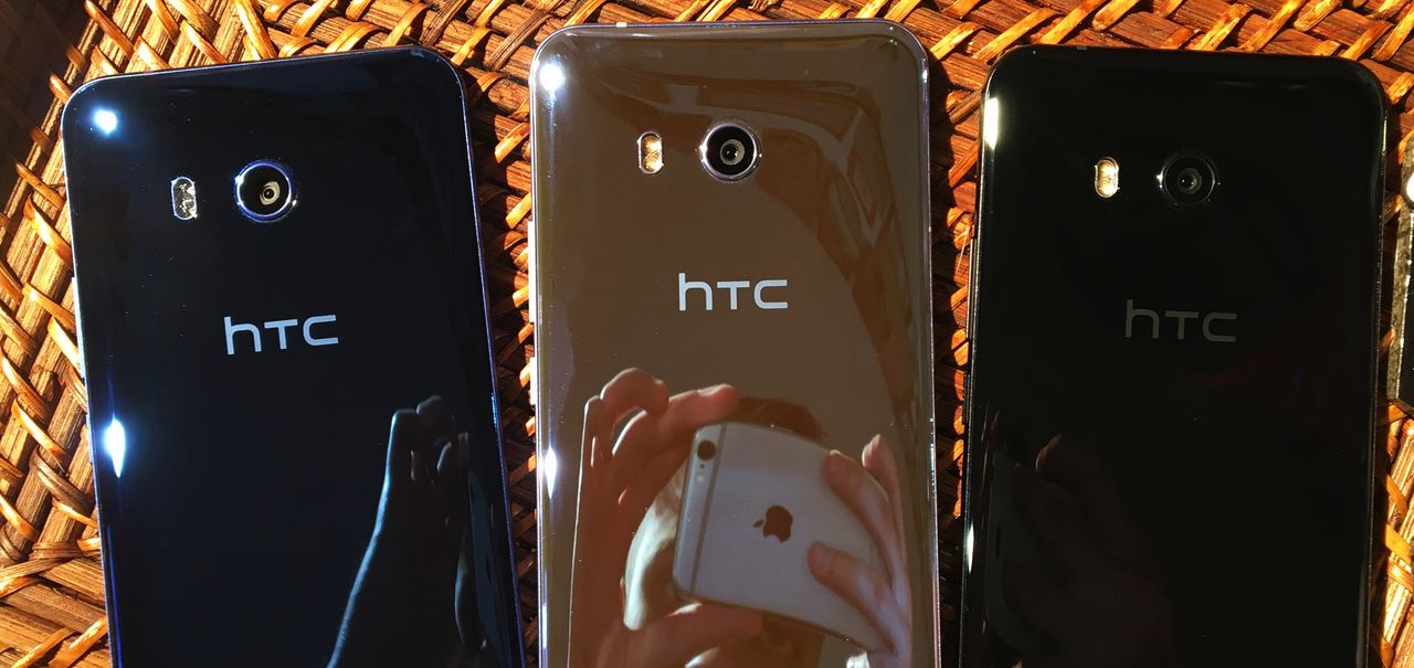 HTC U11 - lustrzana obudowa i Edge Sense na naszym wideo