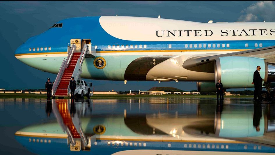 Donald Trump w Polsce. Poznajcie Air Force One -"latający Biały Dom" prezydenta USA 1