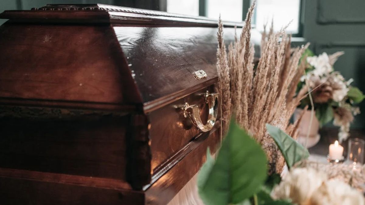 Zamiast syna w trumnie leżał obcy mężczyzna.