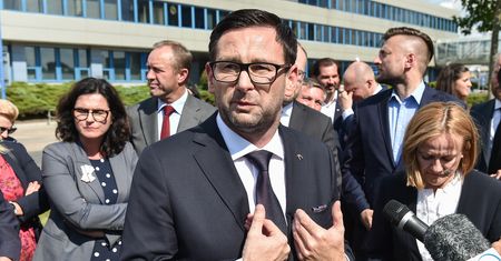 Daniel Obajtek dzieli polityków koalicji. Minister PiS wbił szpilę koledze z klubu