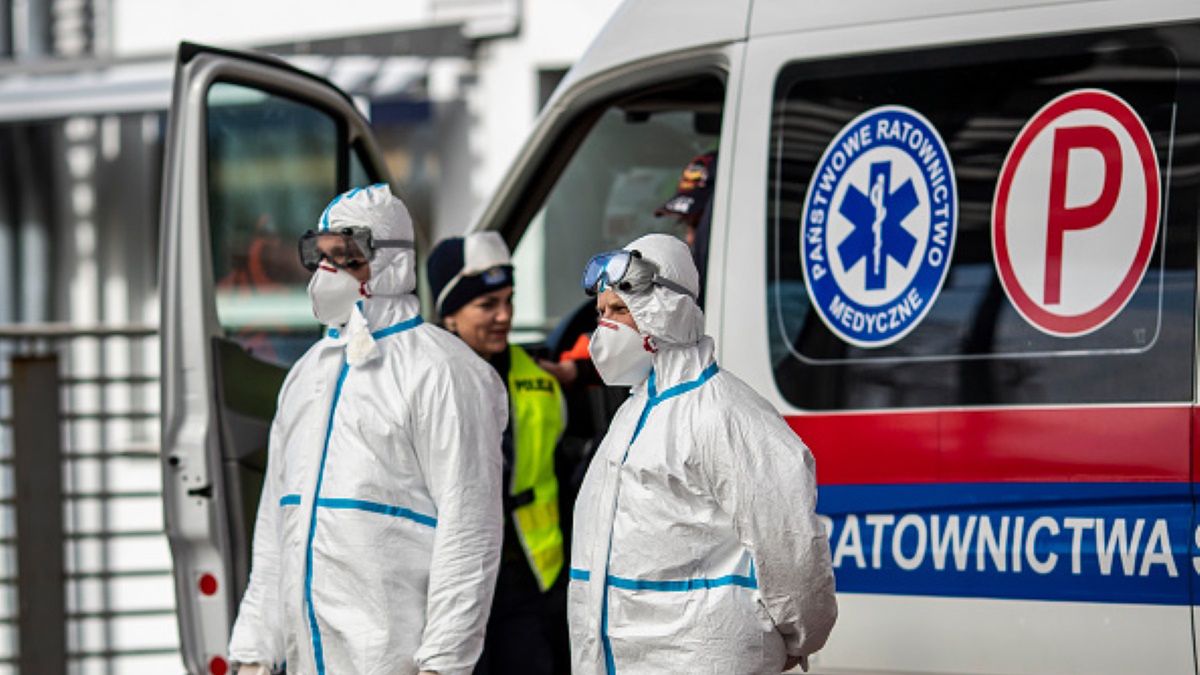 W Polsce potwierdzono ponad XXX nowych przypadków koronawirusa
