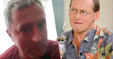 Były poseł z Ruchu Palikota wyzywa Cejrowskiego na Facebooku: "Debilek, idiota... Powinien trzymać mor*ę w kubeł!"
