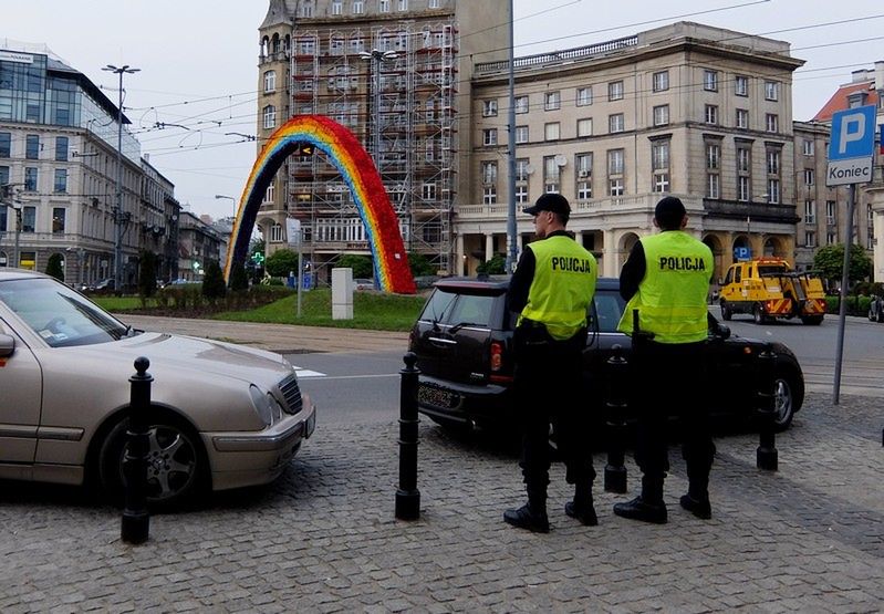 Są zarzuty za podpalenie Tęczy